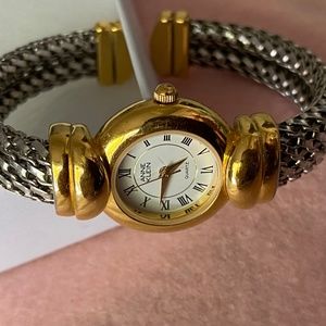 ANNE KLEIN AL21 QUARTZ  WOMENS BANGLE WATCH